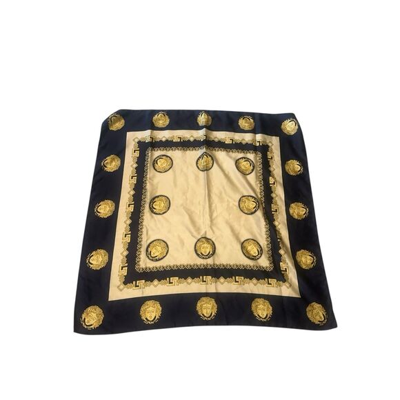 BEAUTIFUL "Medusa" DESIGN SCARF 34"  multicolored unique designed SCARF GOOD CON - Picture 4 of 5